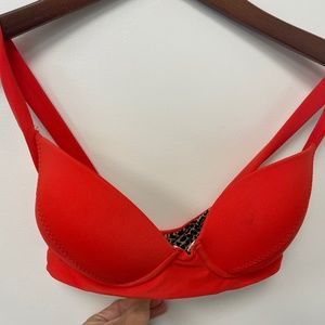 Acacia Small Womens Top